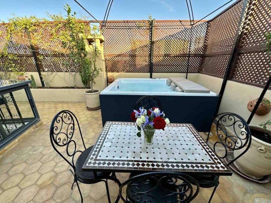 Riad Art De Vivre Avec Jacuzzi Marrakesz Zewnętrze zdjęcie